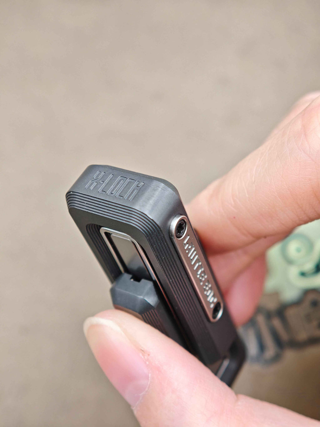 X Lock Zirconium