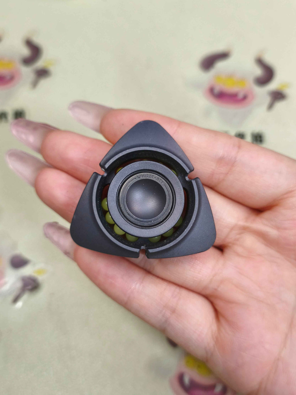 BIT 04 Zirconium