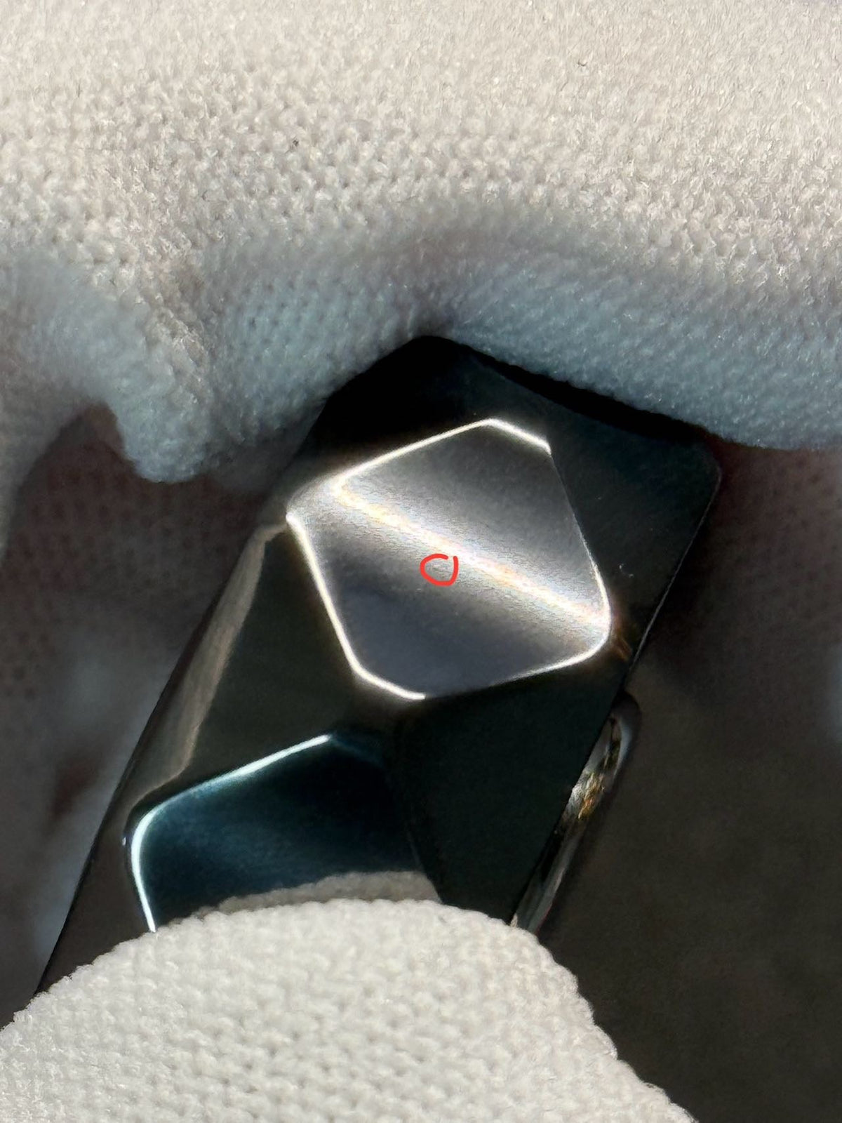 BIT 05 Zirconium