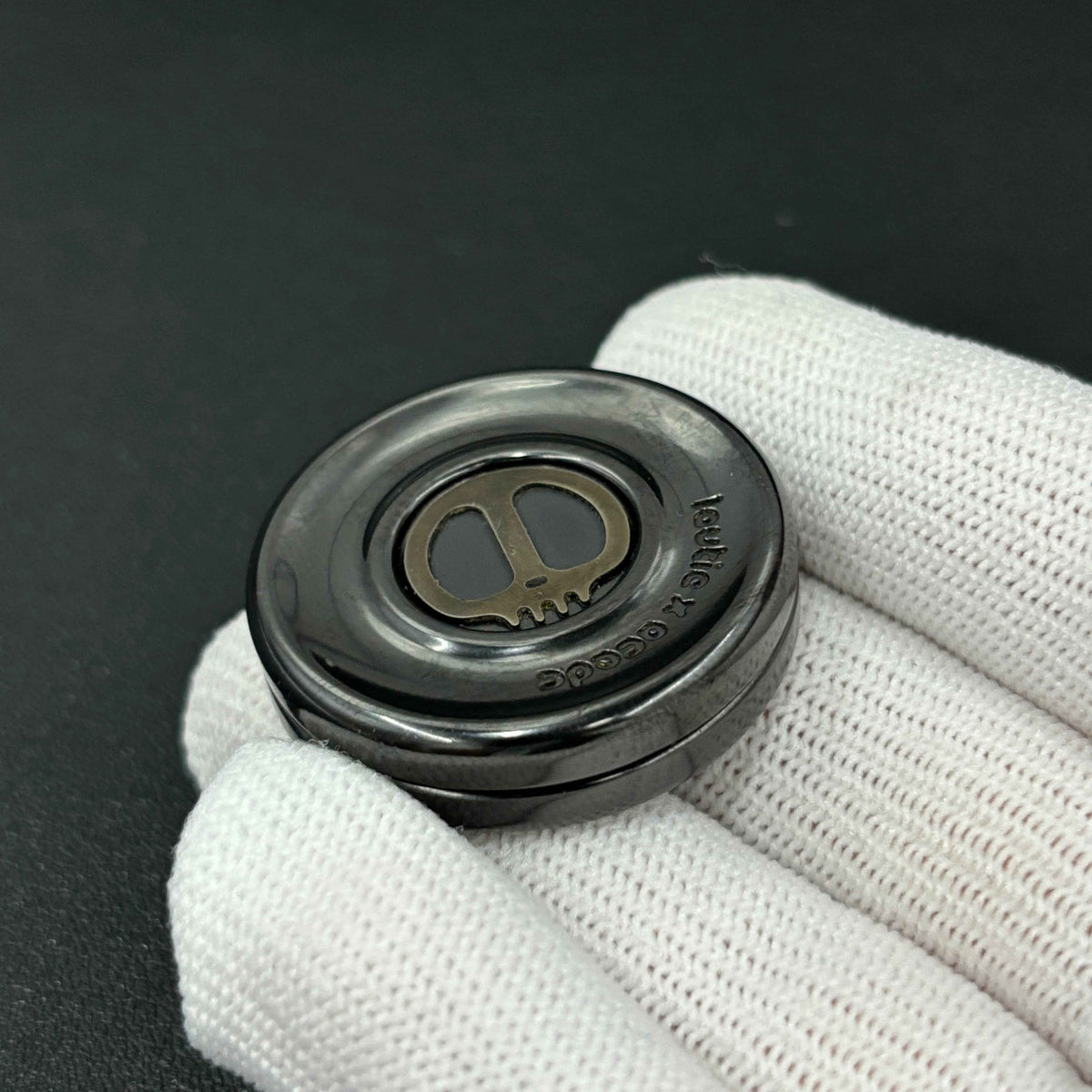 Devil Milk Cap Zirconium