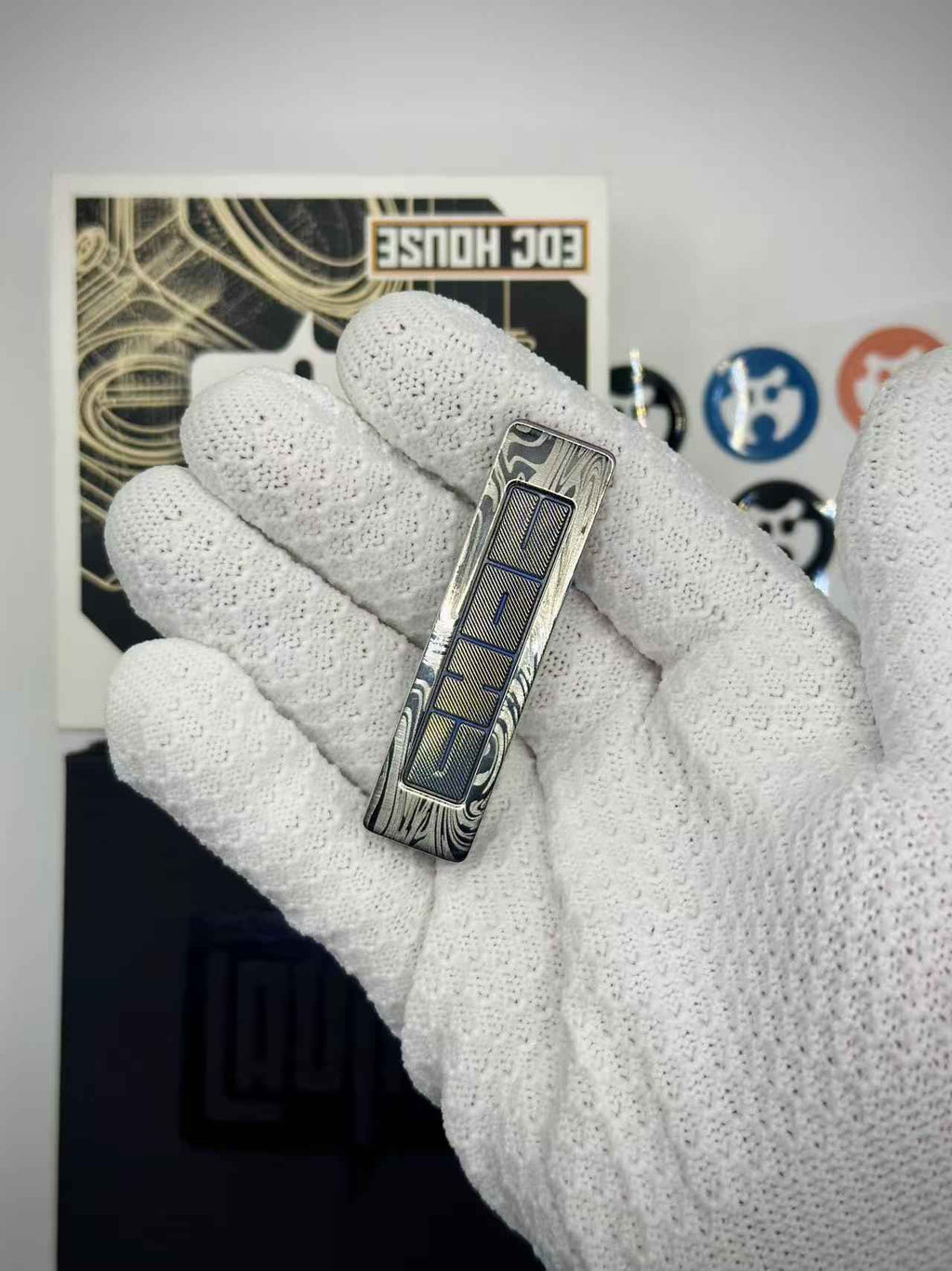 Choc Titanium Engraved