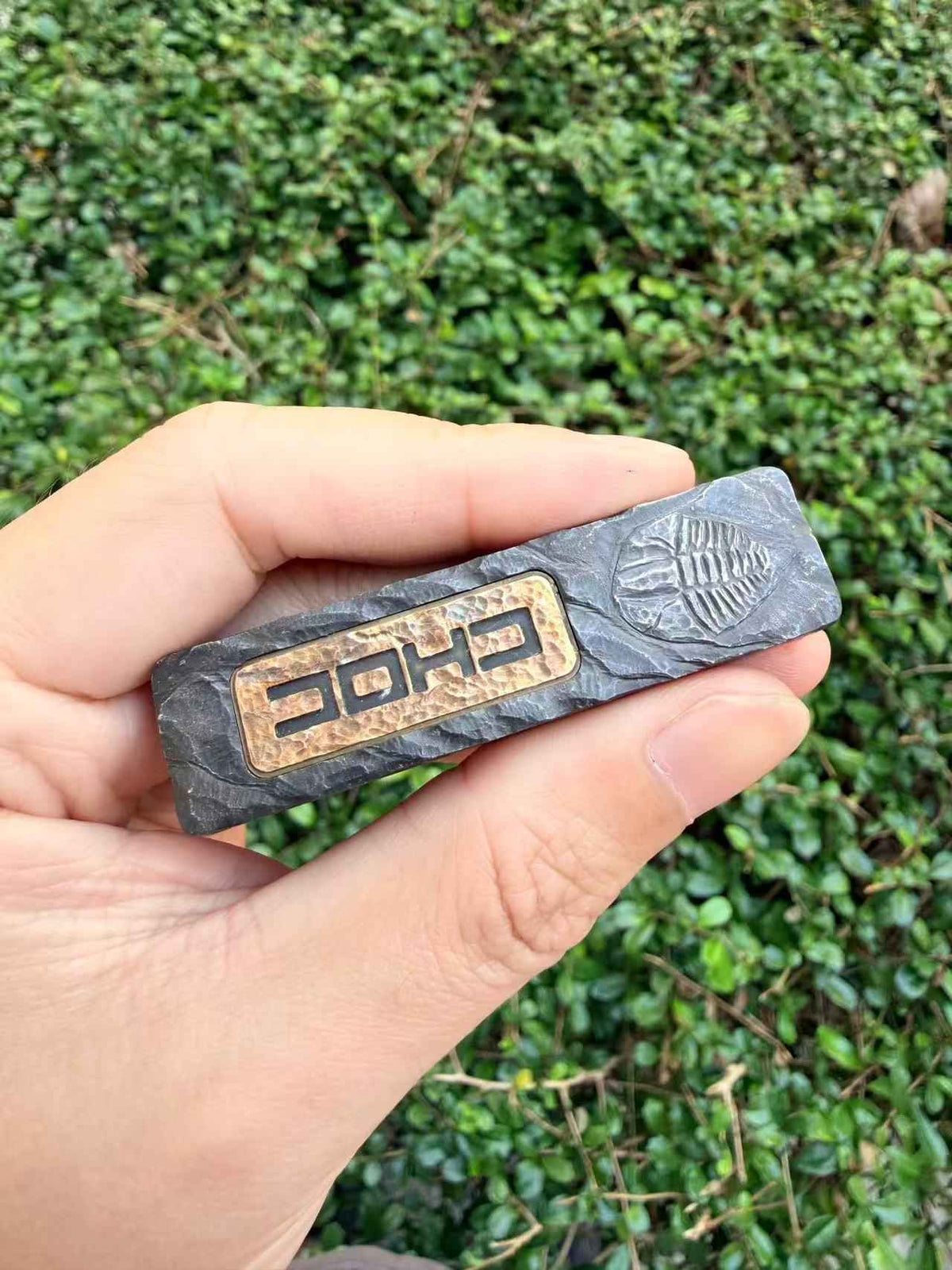 Choc Zirconium Stone Textured Engraved