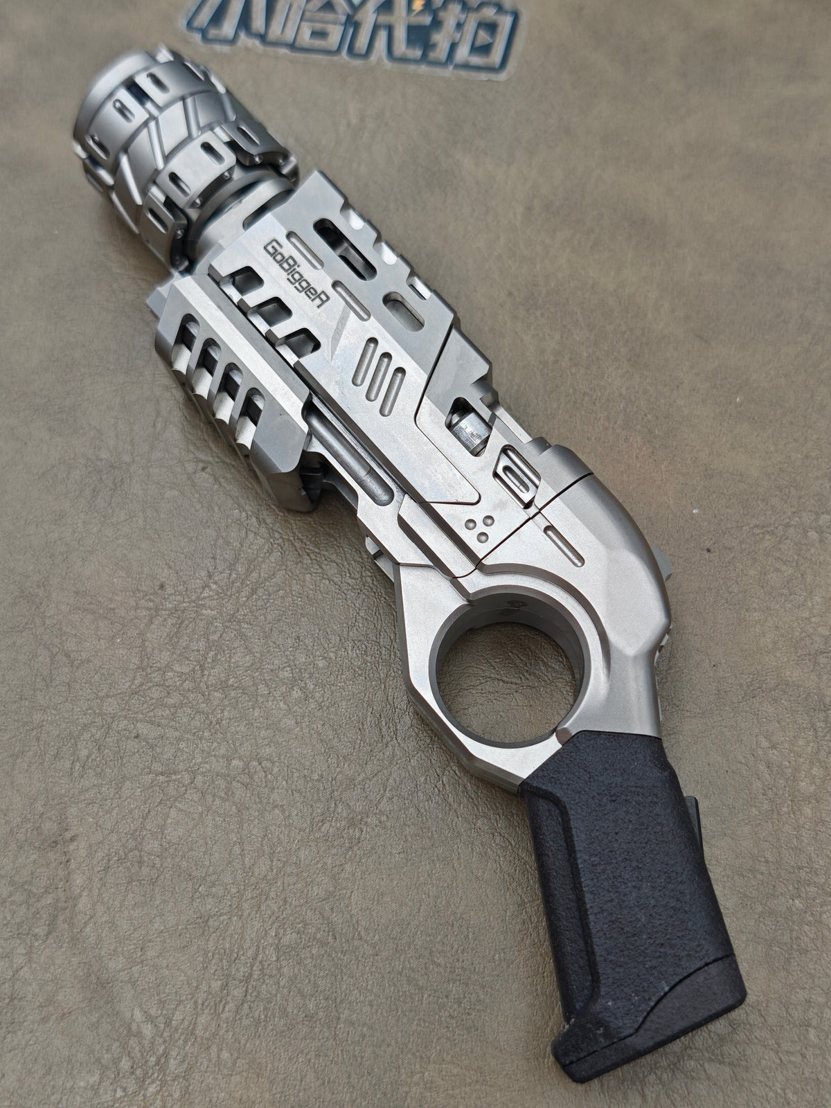 Punnk Titanium