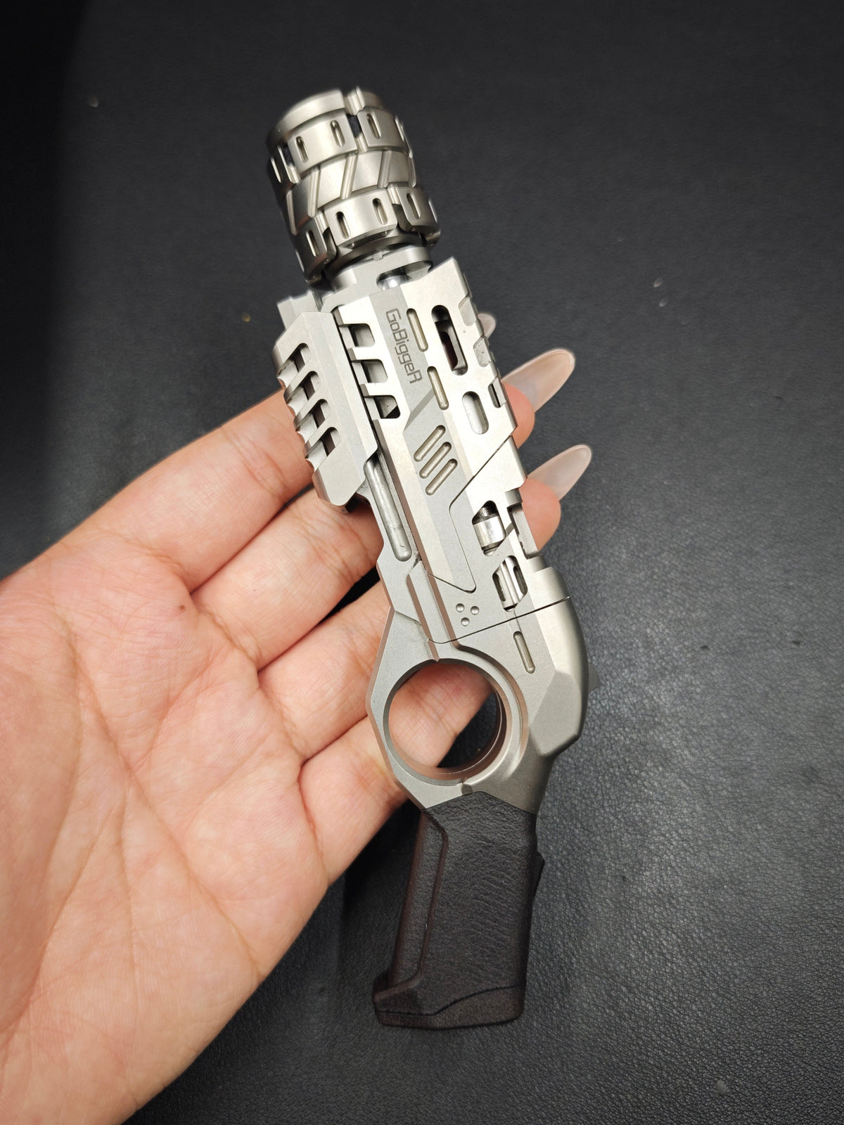Punnk Titanium