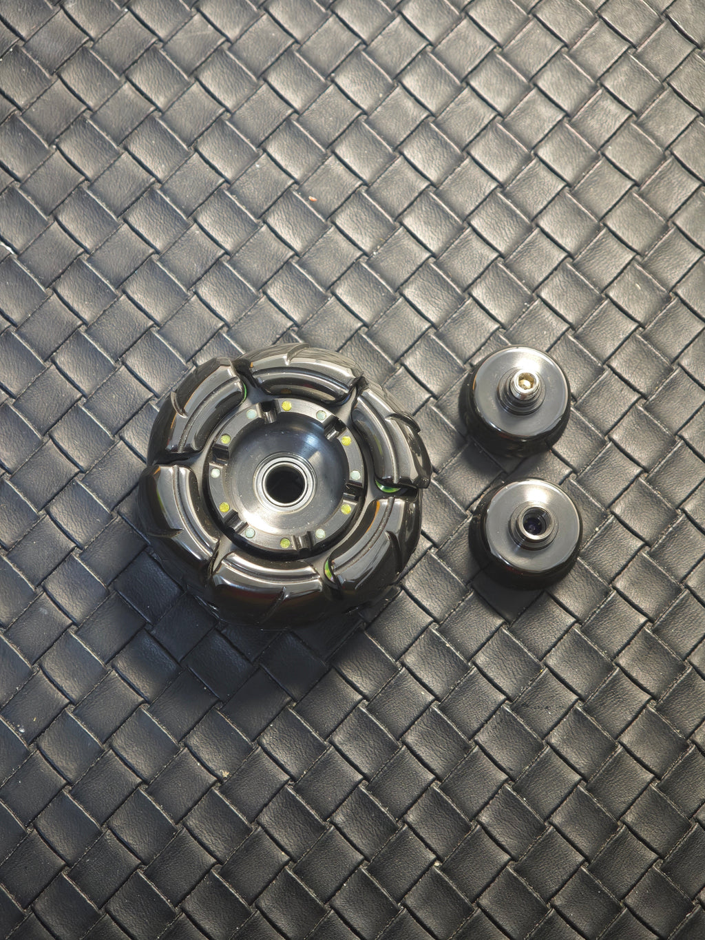 Pillbug Shell Opening Zirconium