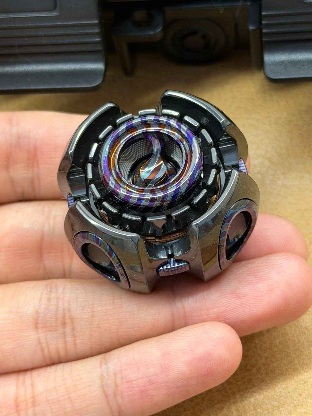 Noiz O Zircuti Zirconium
