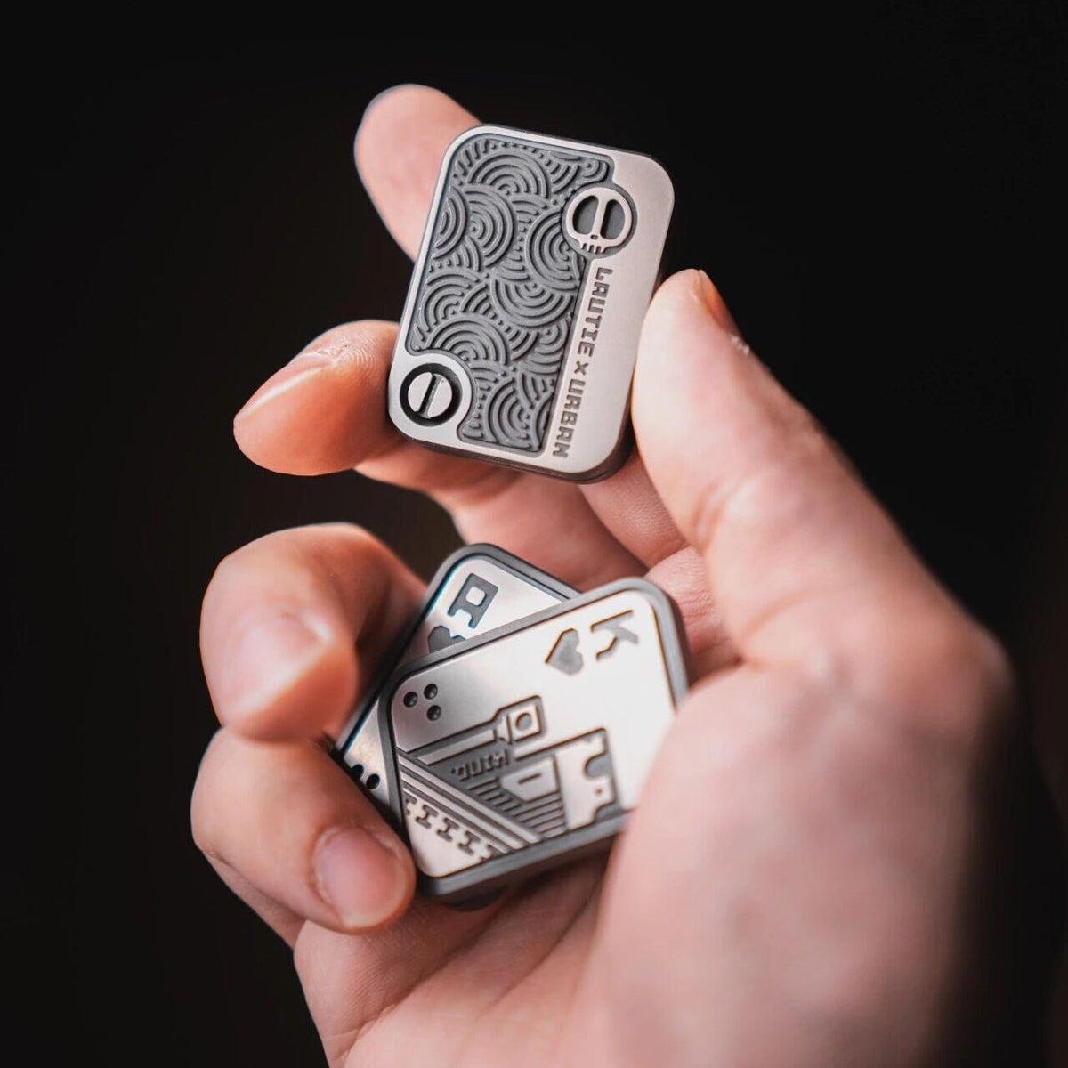 Poker Shuffle Zirconium (Brand new)