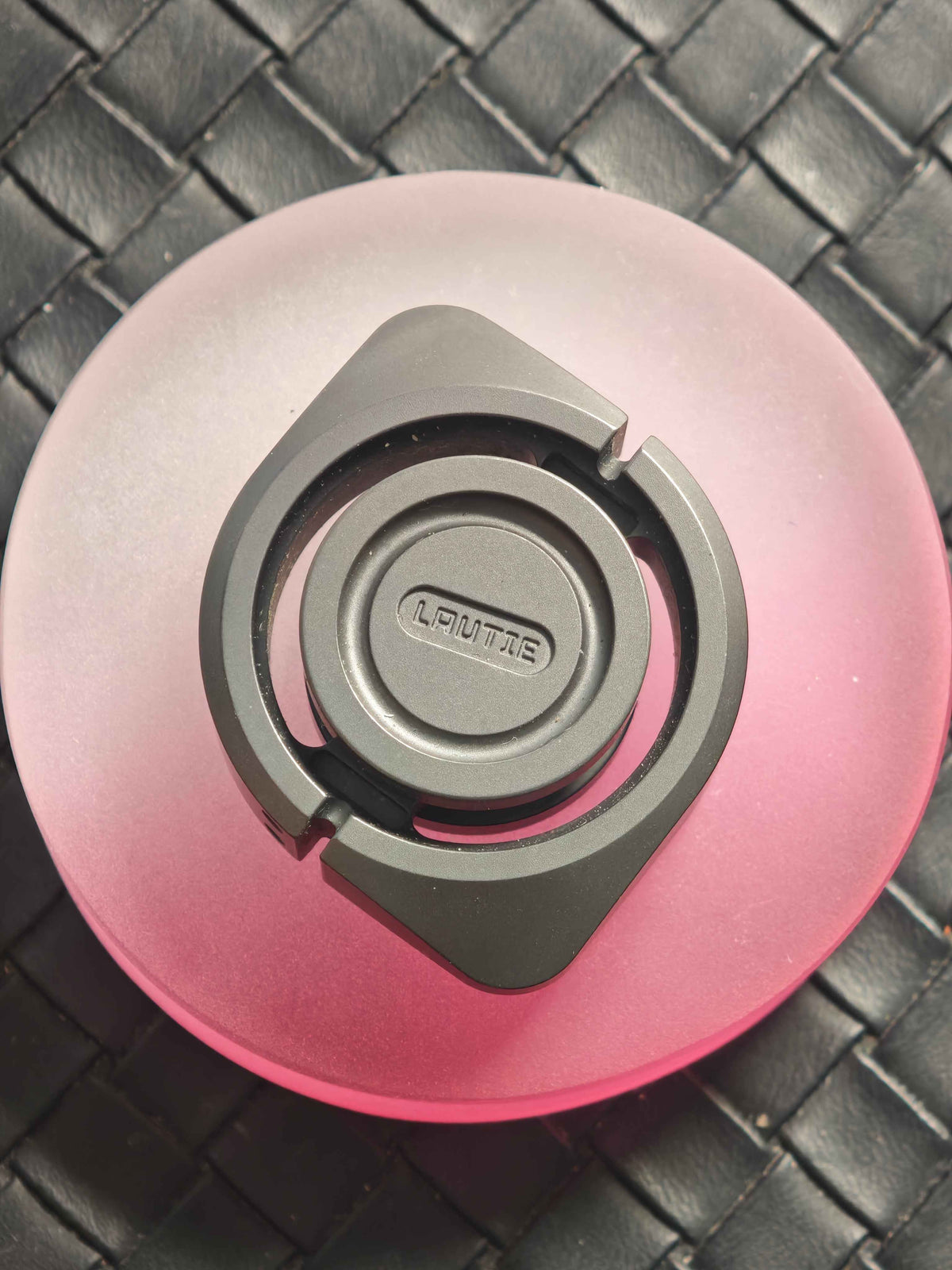 BIT 04 Zirconium